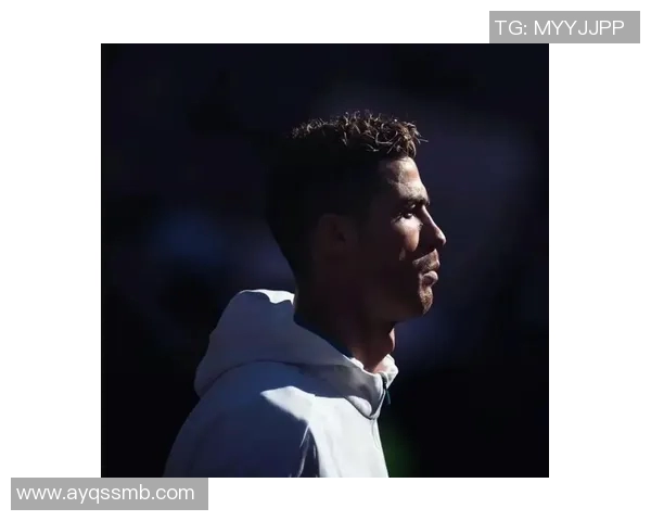 足球明星头像汇聚男生魅力展现足球热情与青春活力